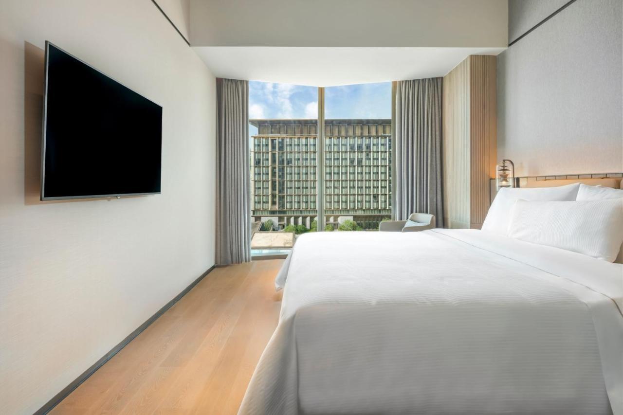 Element Guangzhou Baiyun Hotel Exterior photo