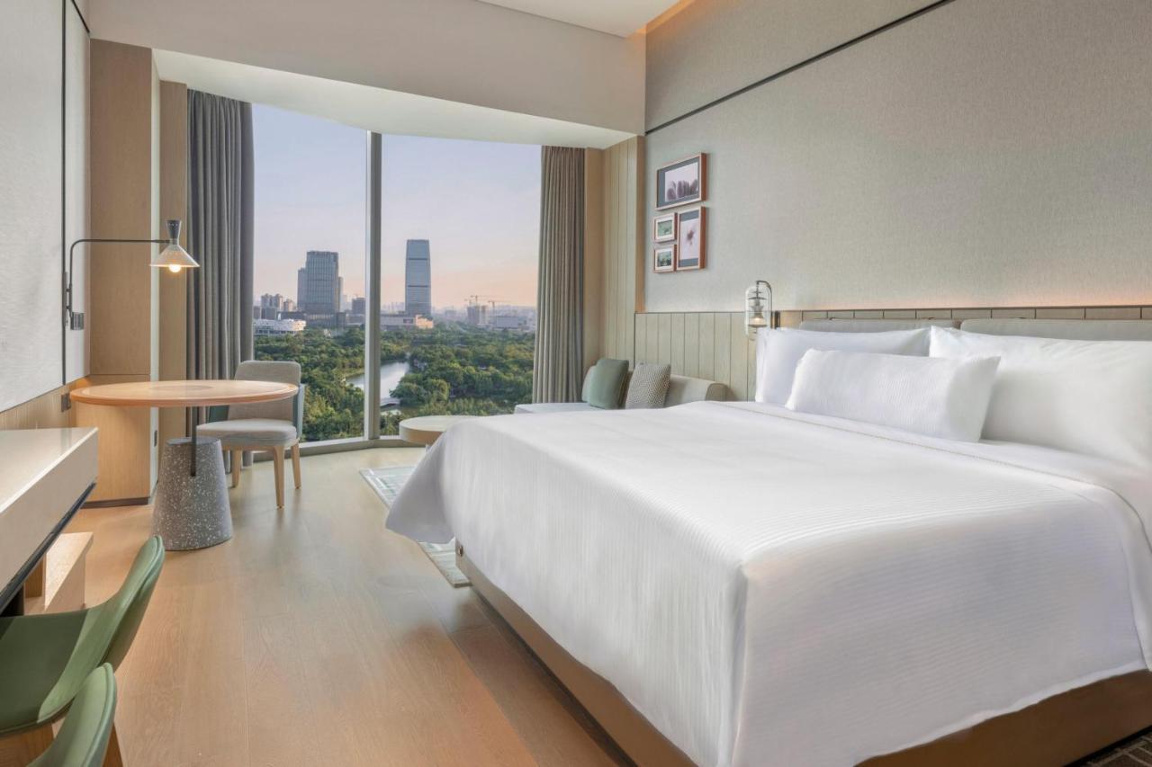 Element Guangzhou Baiyun Hotel Exterior photo
